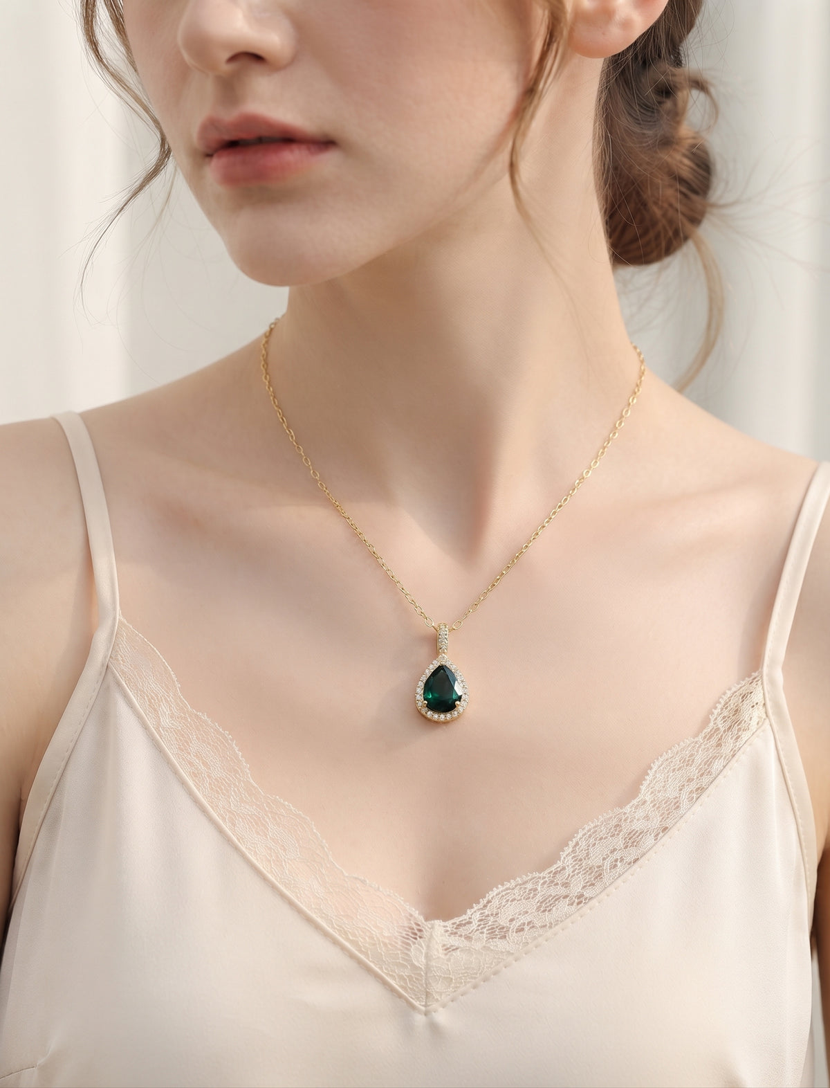 Elegant Emerald Green Zirconia Teardrop Necklace – Gold Plated Necklace for Women