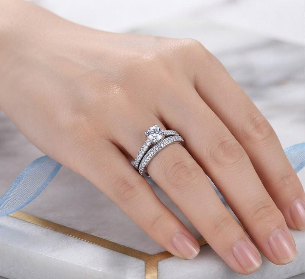Vintage 925 Sterling Silver Halo Wedding Ring Set – Zircon Side Stones, Geometric Design